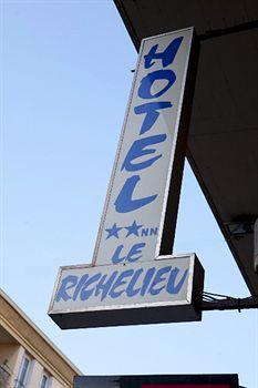 Richelieu, Centre-ville, Perret Hotel 2*